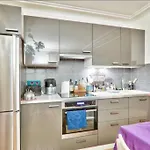 Bright Central Appartment For 3 With Balcony - Paris 11E Bastille